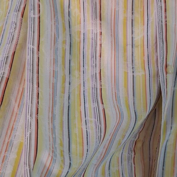 TD, men's dress shirt, medium. Yellow multipal colors Striped. Contrast colar. - Picture 7 of 8